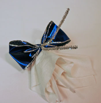 Easy Angel Crafts Handkerchief Angel twist wire around ribbon
