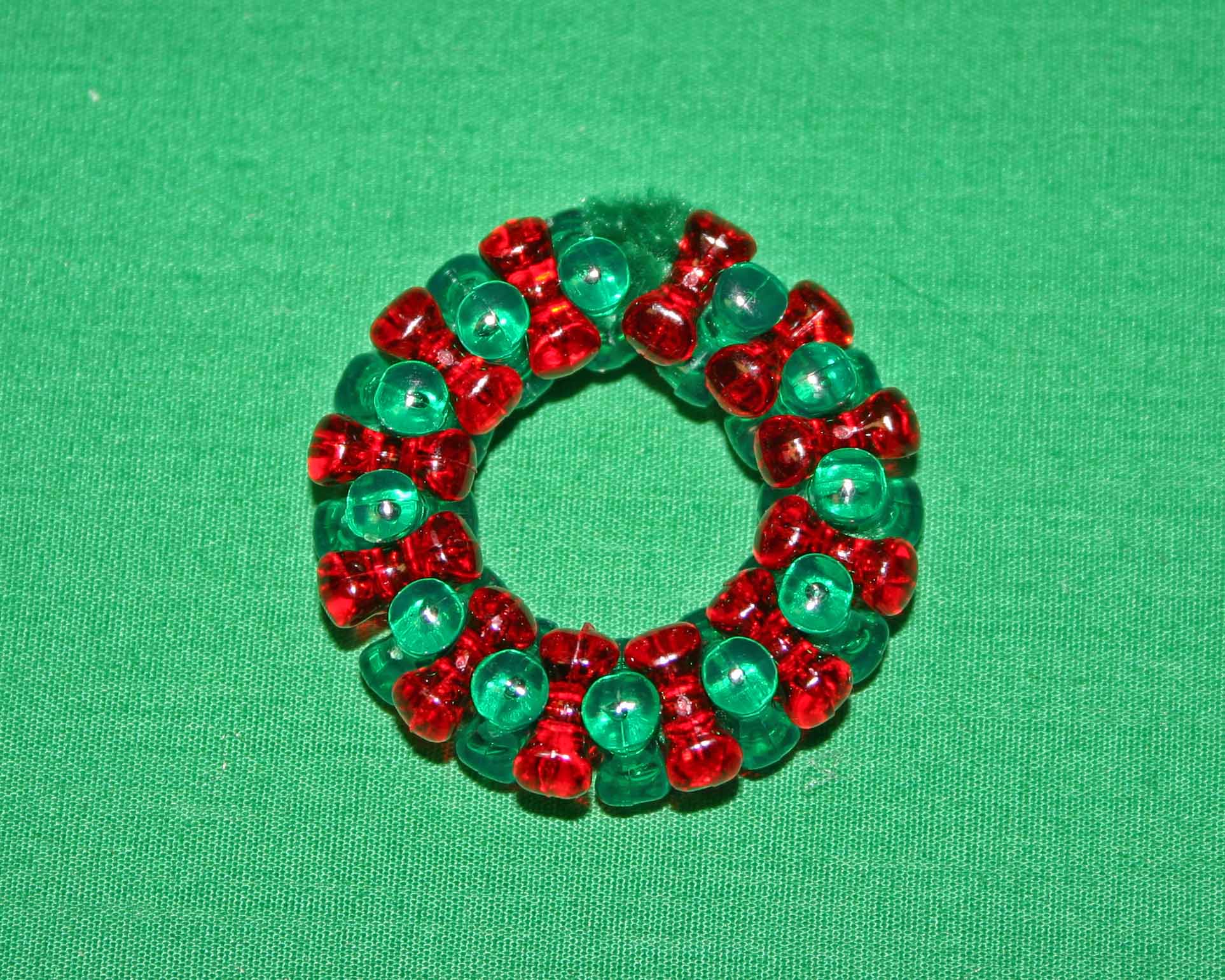 Beaded Christmas wreath red green clear finished circle