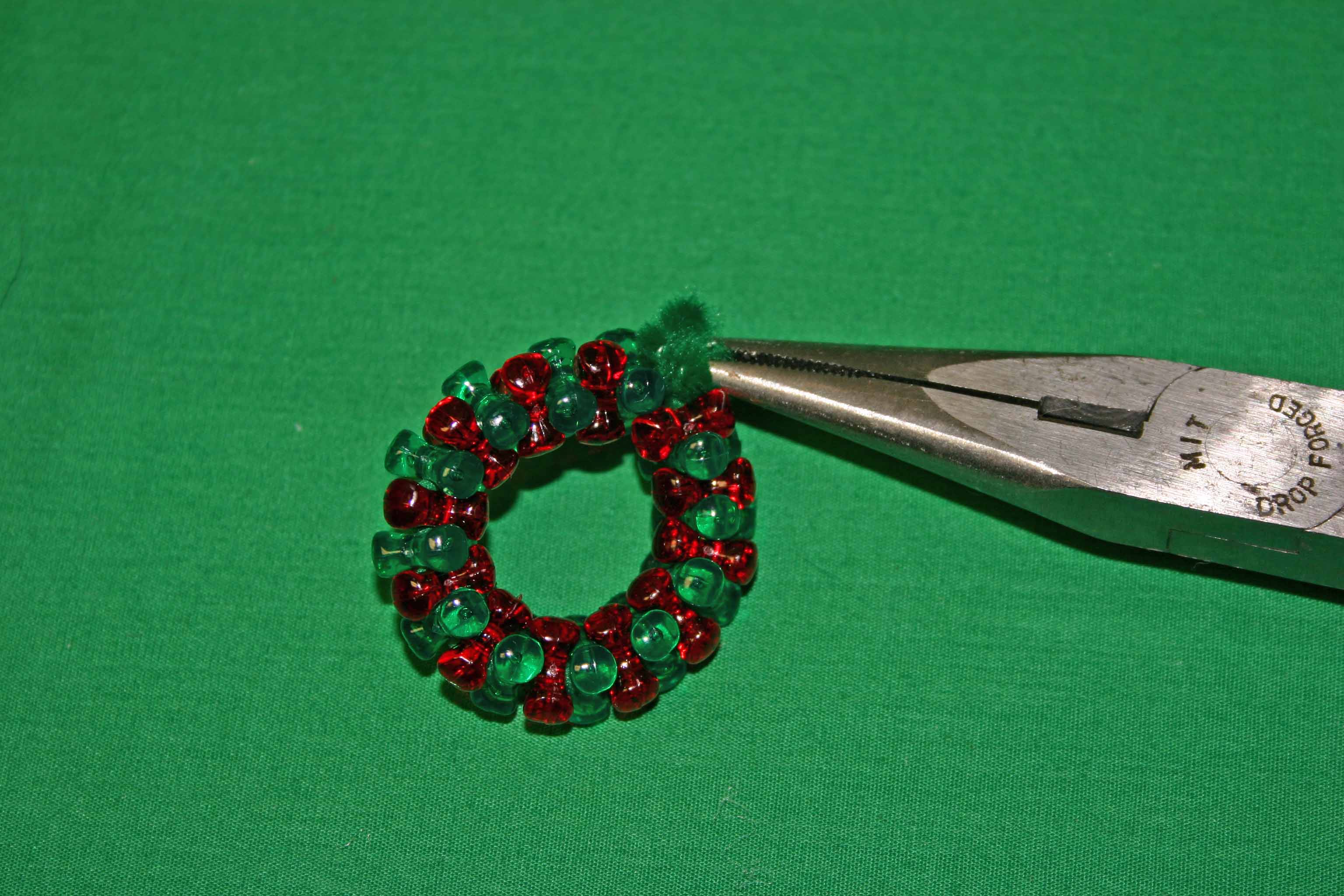 Beaded Christmas wreath red green clear hide wire ends