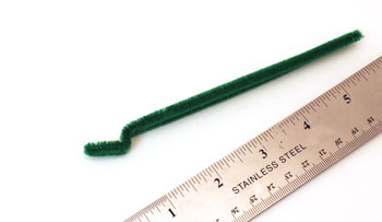 Easy Christmas Crafts Chenille Stem Christmas Tree step 3 make second bend in chenille stem