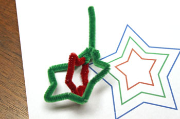 Easy Christmas Crafts Three Stars Chenille Ornament step 11 connect red and green stars