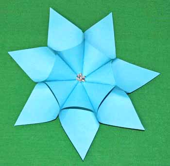 Easy paper crafts seven point star step 10