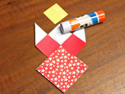 Paper Patchwork Angel step 5 glue third small square