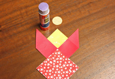 Paper Patchwork Angel step 7 glue small circle