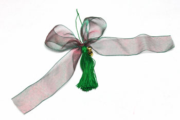 Ribbon and Bell Tassel Ornament step 18 make bow