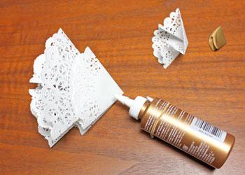 Stacked Doily Christmas Tree step 7 glue 2 larger doilies
