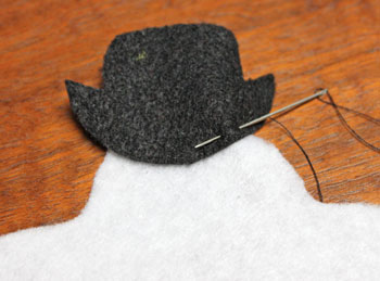 Stuffed felt snowman ornament step 3 begin sewing hat