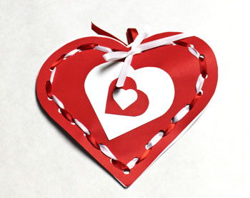 Valentine Heart Pocket finished showing red side