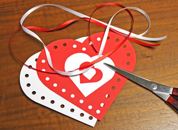 Valentine Heart Pocket step 5 cut ribbons