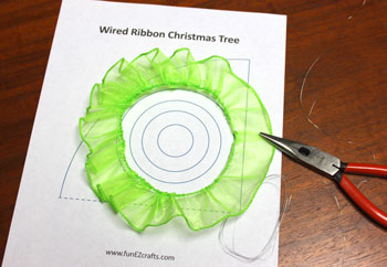 Wired Ribbon Christmas Tree step 5 make largest ribbon circle