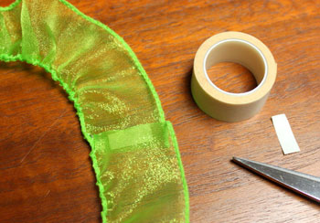Wired Ribbon Christmas Tree step 6 overlap ribbon ends