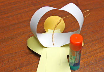 Curled Paper Angel step 13 glue yarn loop