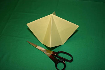 Easy Christmas crafts - folded paper Christmas tree four outer and four inner folds
