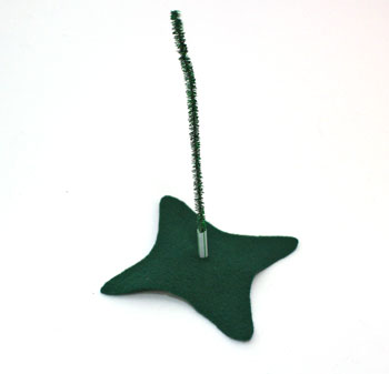 Felt and Chenille Wire Christmas Tree step 5 add largest felt piece to wire