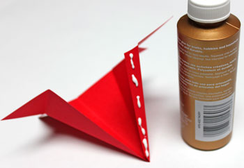 Five-point paper cone star step 6 glue cone edge