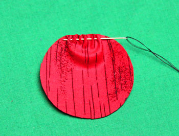 Yo-Yo Wreath Ornament step 2 make small stitches